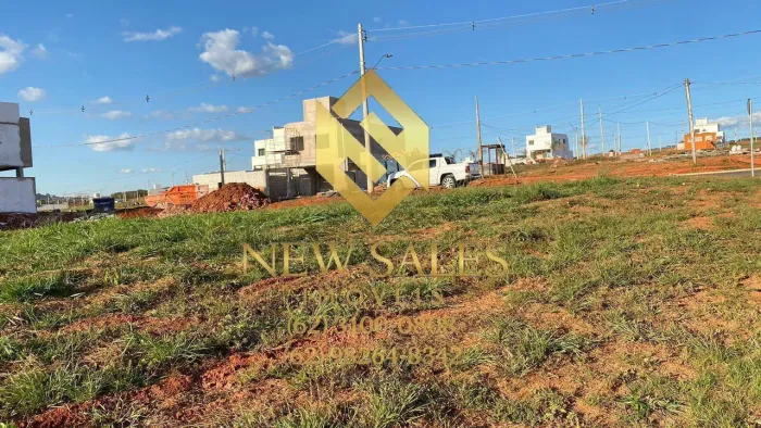 Lote de 420m2, de esquina - Jardins Parma