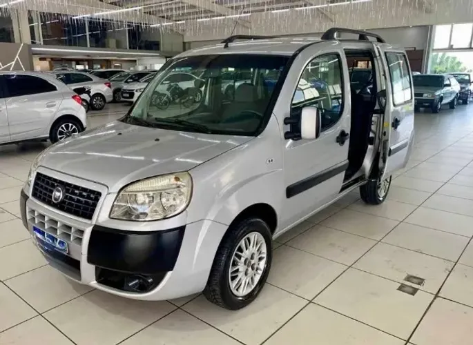 Fiat Doblo Attractive 1.4 Fire Flex 8V 5P 2015