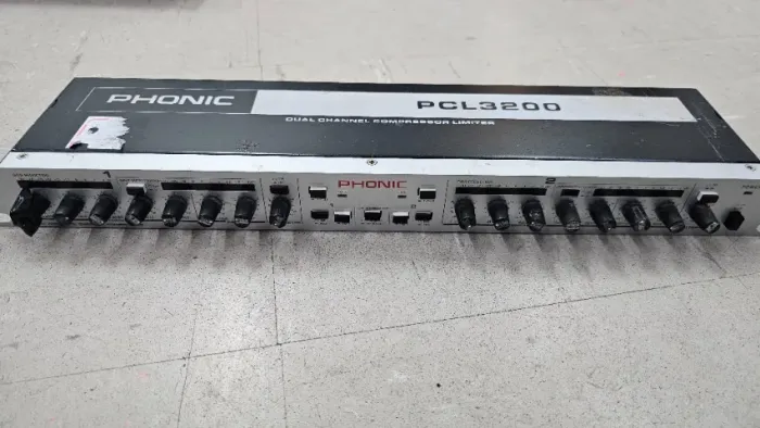 Compressor Phonic Pcl3200