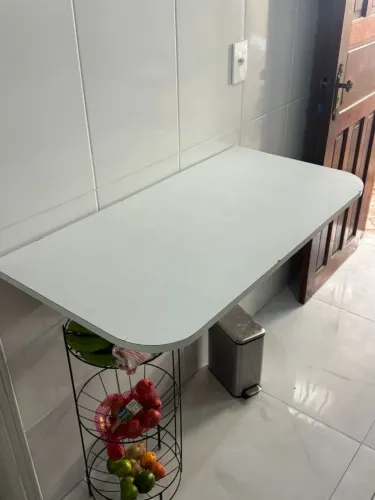 Mesa dobrável revestimento de fórmica de parede