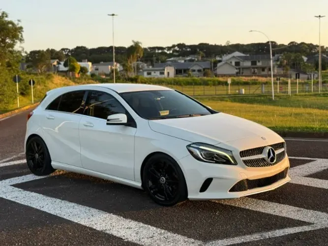 Mercedes-Benz Classe A 200 1.6 TB/flex Aut. 2016