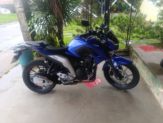 Vendo Moto Fazer 250 Ano 22/23