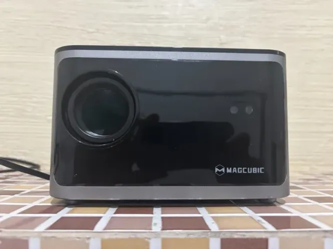Projetor Magcubic HY350 - Full HD - Android 11 - Wi-Fi 6 - Bluetooth - 580 ANSI