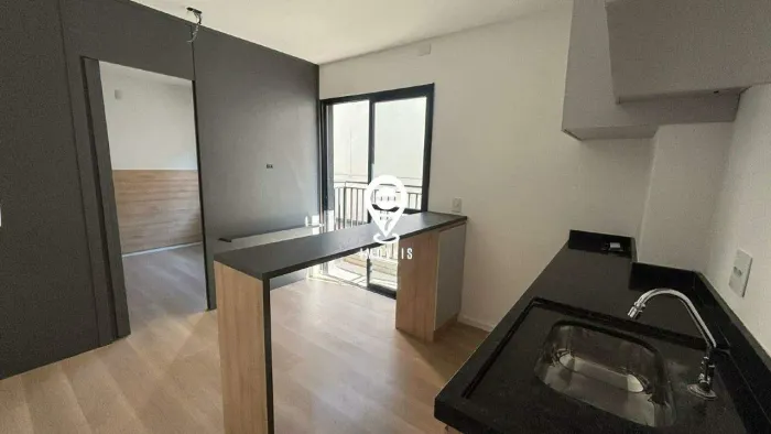 Studio para locação na Saúde, 1 suíte, semi mobiliado, sem vaga, 25 m².