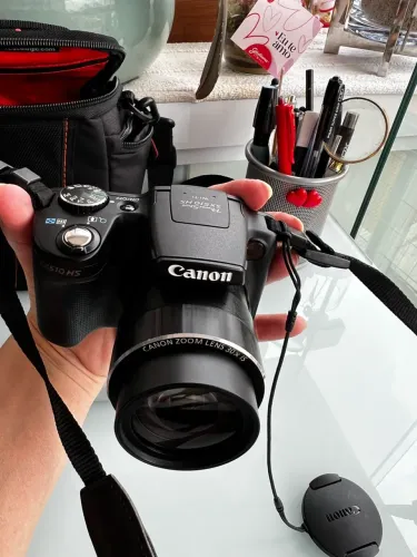 Câmera Canon PowerShot SX510 HS Wi-Fi | Zoom Óptico 30x | Completa com Acessórios