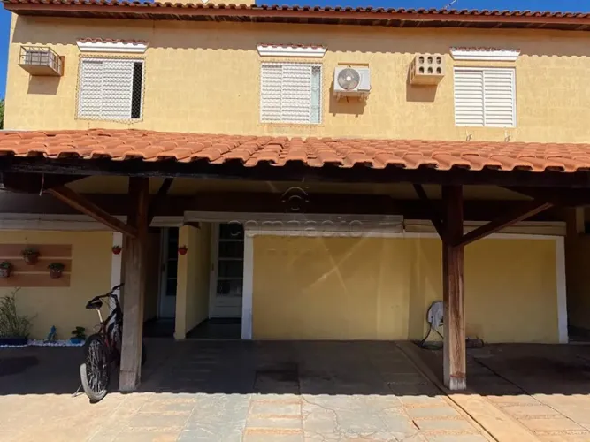 Sobrado em condomínio com 2 quartos para alugar - Vila Borguese