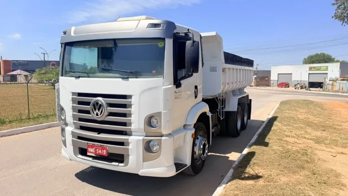 Vende-se Caminhão 24-250