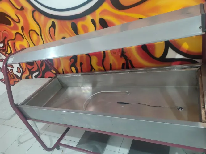 Vende se produtos de restaurante