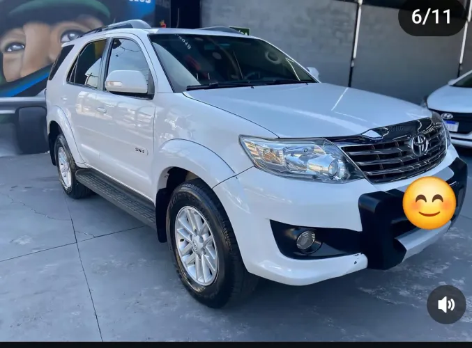 Toyota Hilux SW4 SR 4X2 2.7/ 2.7 Flex 16V Aut. 2013