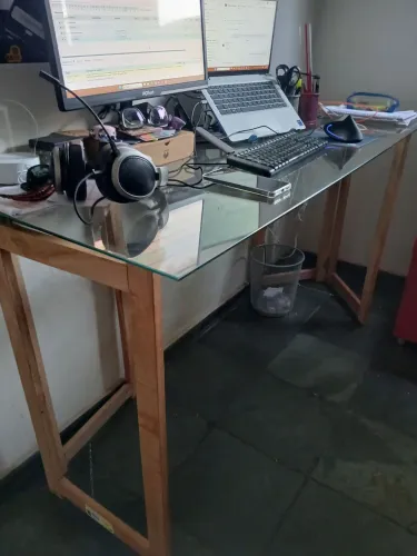 Bancada vidro temperado + cavalete