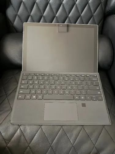 Surface Pro (5a Geração)1796 I5 8gb 128GB