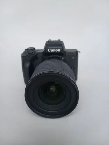 Canon M50 com lente Sigma Art 16mm 1.4