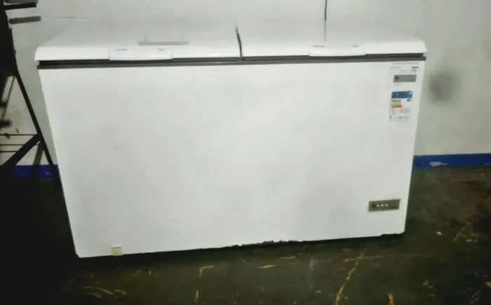 Vende-se freezer 2 portas horizontal
