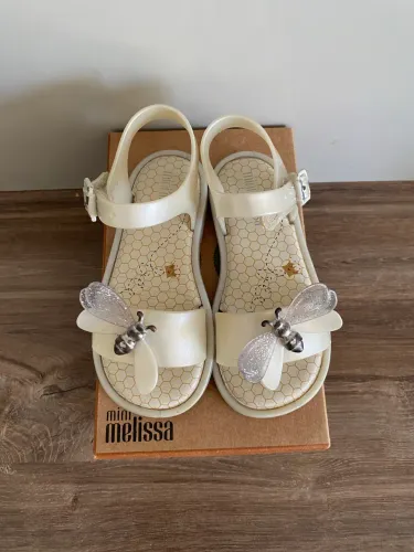 Sandália mini Melissa na caixa 
