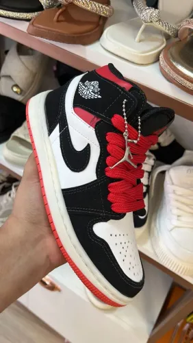 Tênis Jordan nike