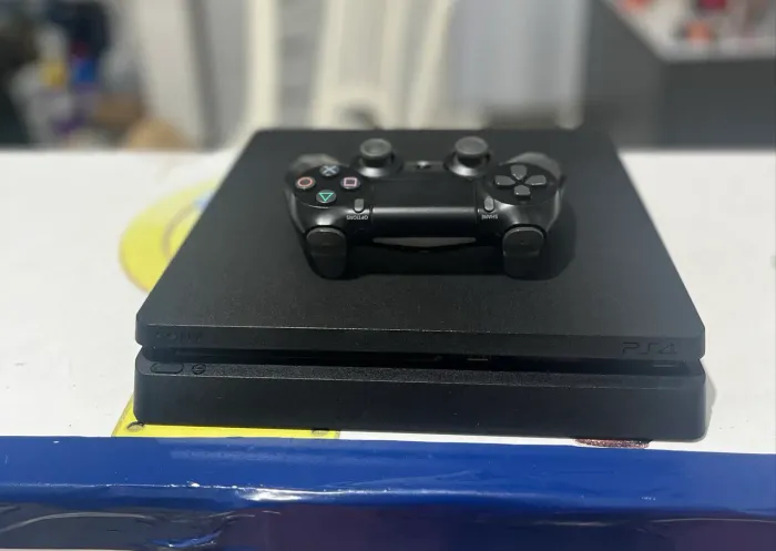 Ps4 slim seminovo 1tb - somos loja física