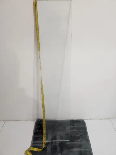 As 02 UNID por r$: 85,00 PRATELEIRAS DE VIDRO