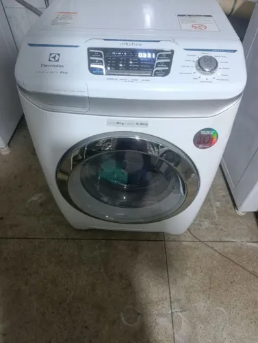 Lava e seca Electrolux 9kg