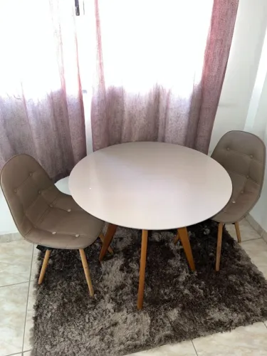Mesa Redonda 90cm Mdf Pés Madeira Apartamento Mesa Redonda 90cm Mdf Pés Madeir