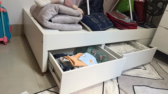 Cama solteiro de MDF