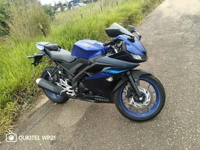 YAMAHA R15 2025 ? APENAS 5.000 KM