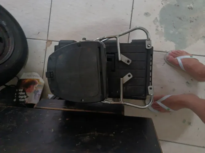 Suporte para baú Twister 250