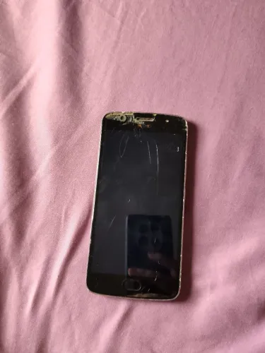 Vendo Motorola Moto G5S para retirada de peças