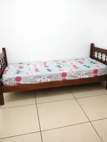 Cama sucupira