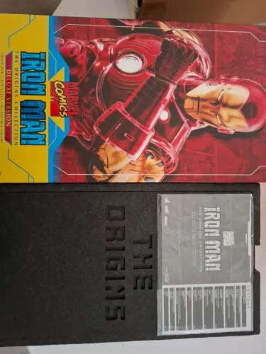 Hot toys iron man comics deluxe marvel avengers