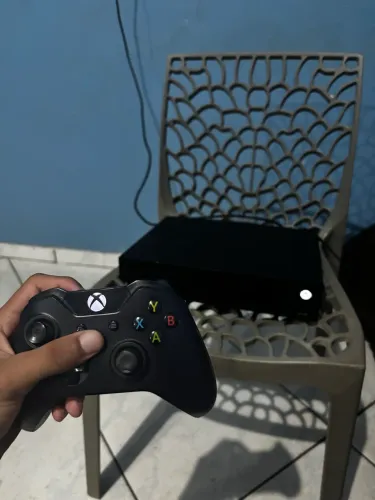 Xbox One X 2TB - O mais potente da geração | 4K Nativo + Controle Original