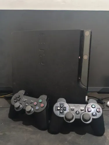 Playstation 3 com 2 controles