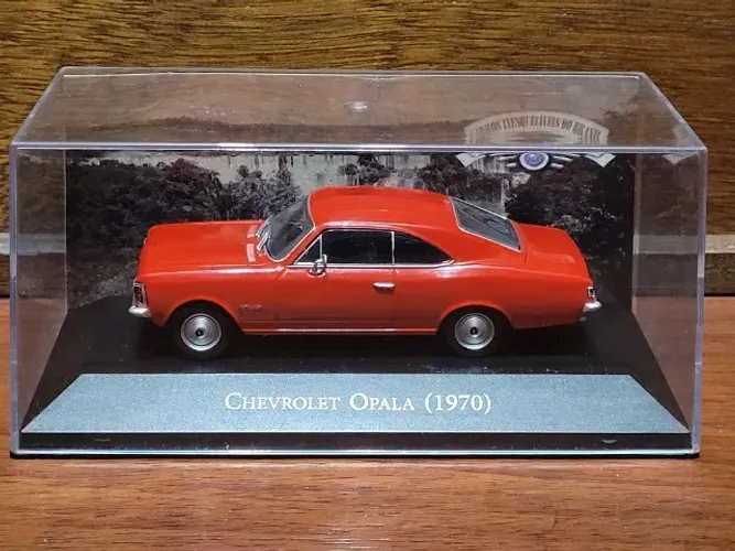 Chevrolet Opala 1970 - Coleção Carros Inesquecíveis do Brasil - Carrinho Miniatura 1/43