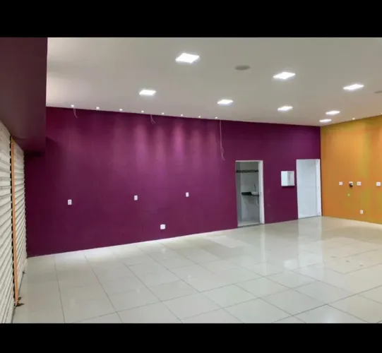 Ponto comercial/Loja/Box para aluguel possui 230 metros quadrados em Centro - Niterói - RJ