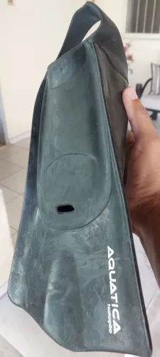 Nadadeiras Aquatica Seasub XL 41/42 R$ 100,00