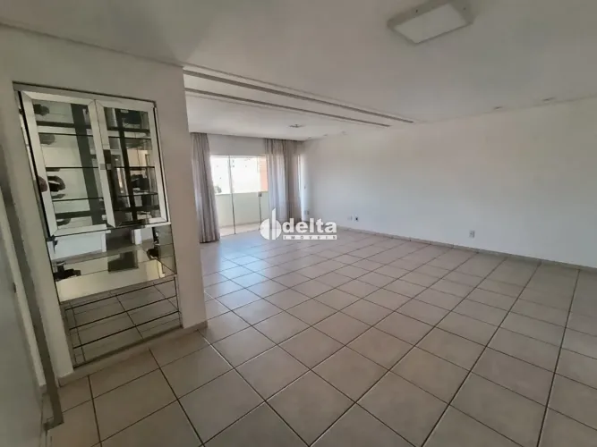 Apartamento com 2 suítes disponível para locação no bairro Saraiva em Uberlândia-MG