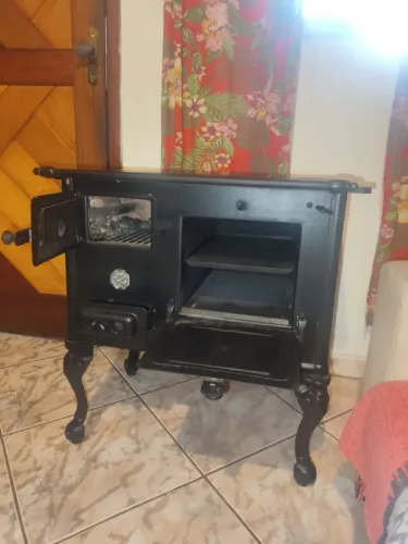 Fogão a lenha de ferro fudido 
