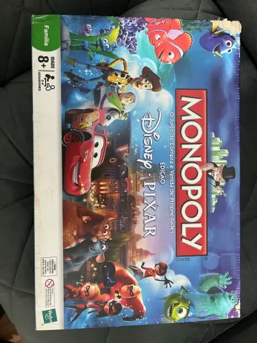 Jogo de tabuleiro Monopoly Disney x Pixar edição limitada