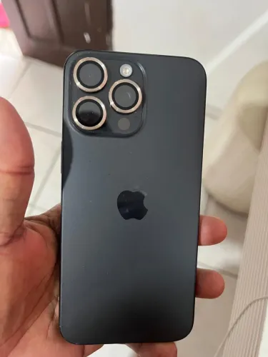 15 pro max 256gb com nota fiscal e caixa todo original sem nenhuma avaria