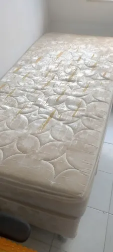 Cama de solteiro
