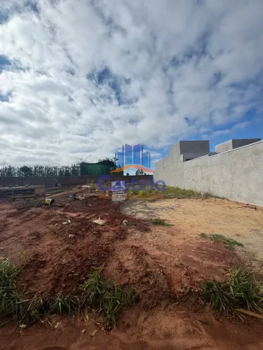 TERRENO RESIDENCIAL em UMUARAMA - PR, JARDIM TRIANON