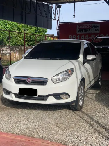 Fiat Grand Siena Essence Dual. 1.6 Flex 16V 2015