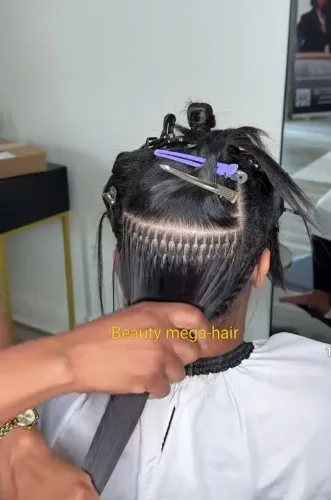 Colocação de mega hair 