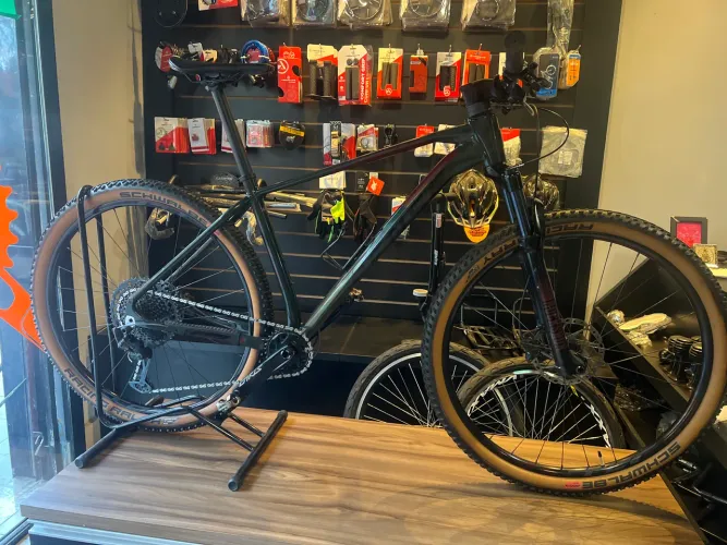 Bicicleta Sense Race