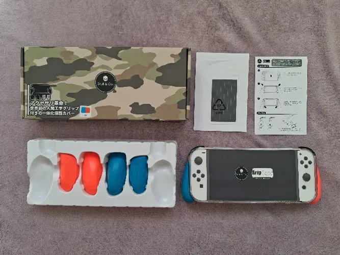 Gripcase Skull & Co na cor azul e vermelho neon para Nintendo Switch OLED, grip