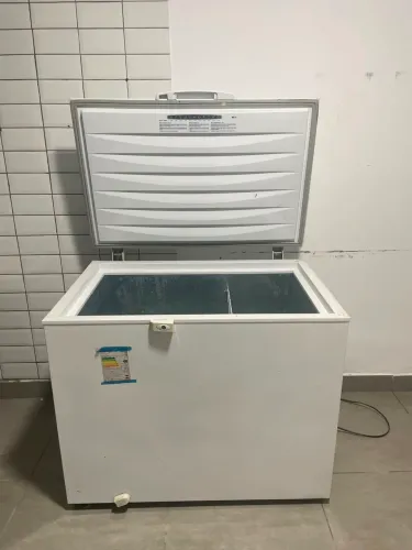 Freezer horizontal 305 litros Electrolux