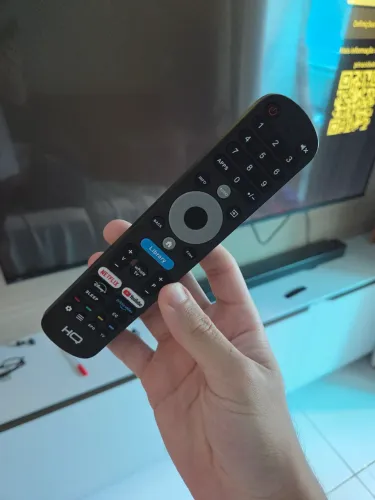 TV 65 polegadas 1 mês de uso