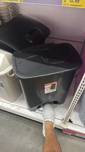2 cestos de lixo de 45 litros cor: preta