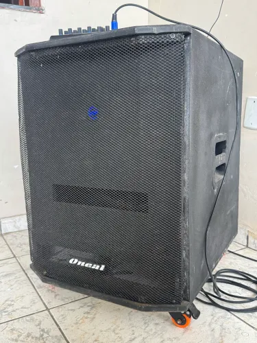 Caixa de Som Oneal Sub Ativo - Pouco Usada