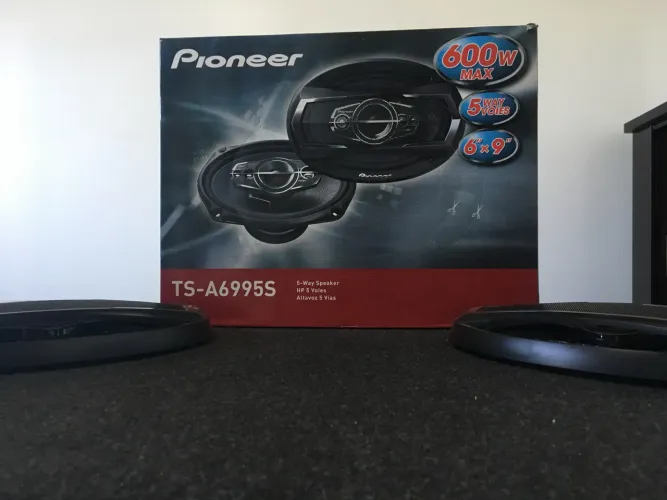 Som 6x9 pioneer 600 W
