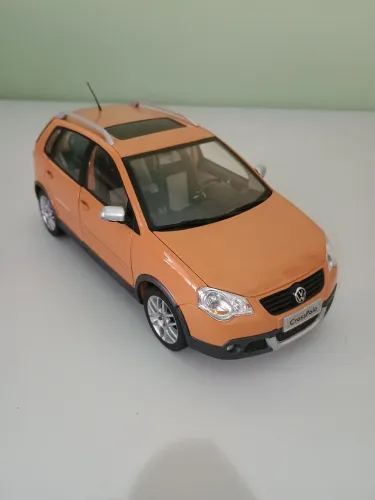Vw cross polo 1:18